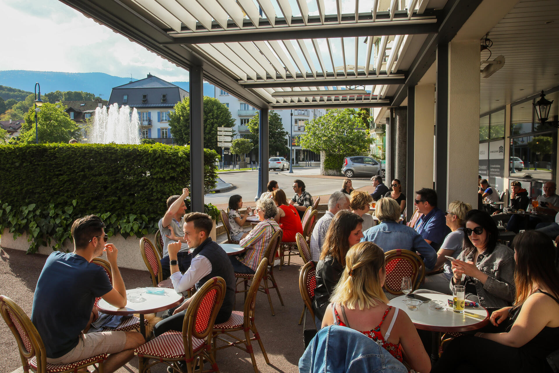 Bars Salons de Thé DivonnelesBains